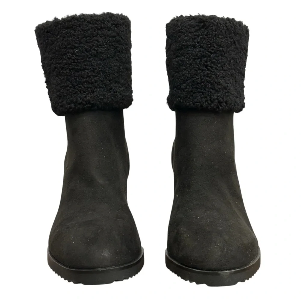 NEW DKNY Women's Nadra Black Wedge Booties‎ in Faux Suede & Sherpa Size 8